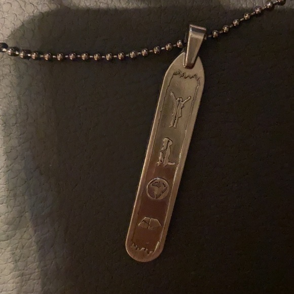 Devonne By Demi Lovato Tag Necklace - Picture 5 of 9